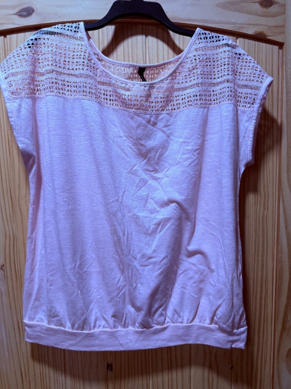 Lane Bryant crochet muscle sleeve top
